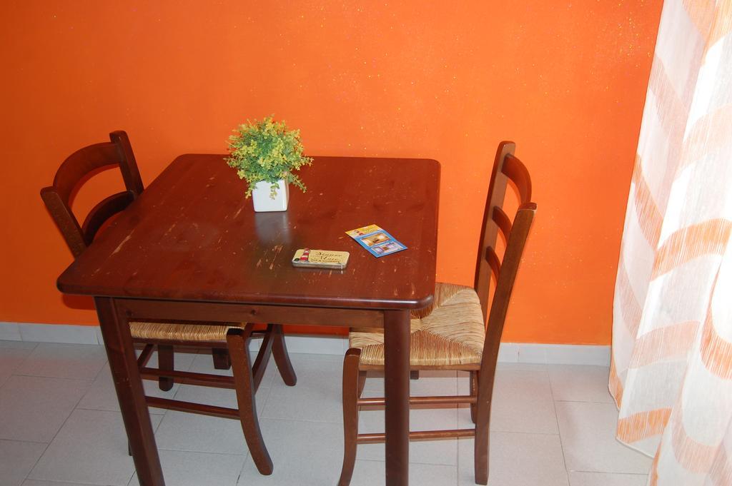 Stanze Sul Mare Bed & Breakfast Salerno Exterior photo