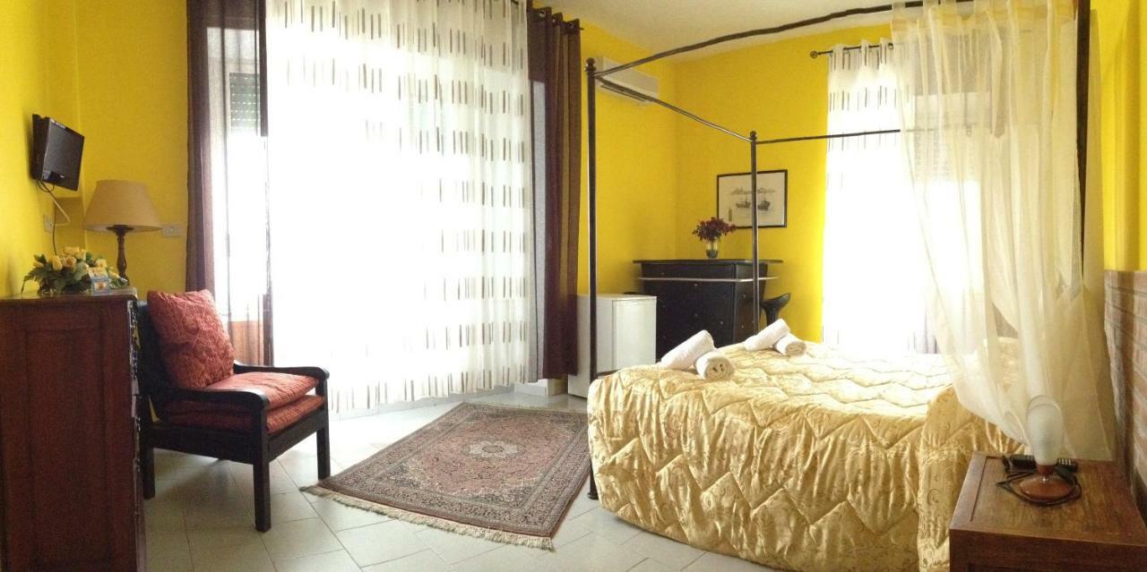 Stanze Sul Mare Bed & Breakfast Salerno Exterior photo