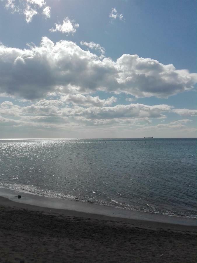 Stanze Sul Mare Bed & Breakfast Salerno Exterior photo