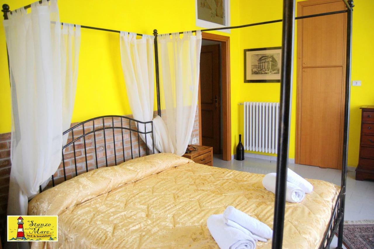 Stanze Sul Mare Bed & Breakfast Salerno Exterior photo