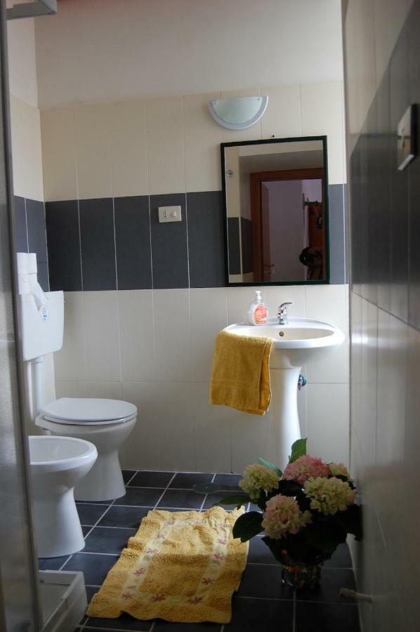Stanze Sul Mare Bed & Breakfast Salerno Exterior photo
